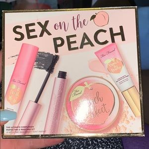 Sex on the peach